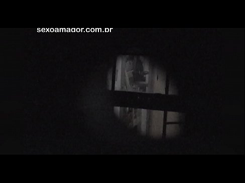 ❤️ Blondiin saab salaja videolevi naabruskonna voyeuri poolt peidetud õõnsate telliskivide taha peidetud ❤❌ Kvaliteetne seks at et.ergoupa.top